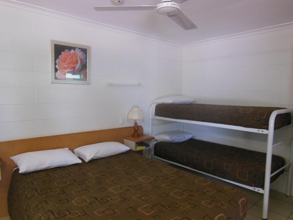 Country Road Charters Towers
