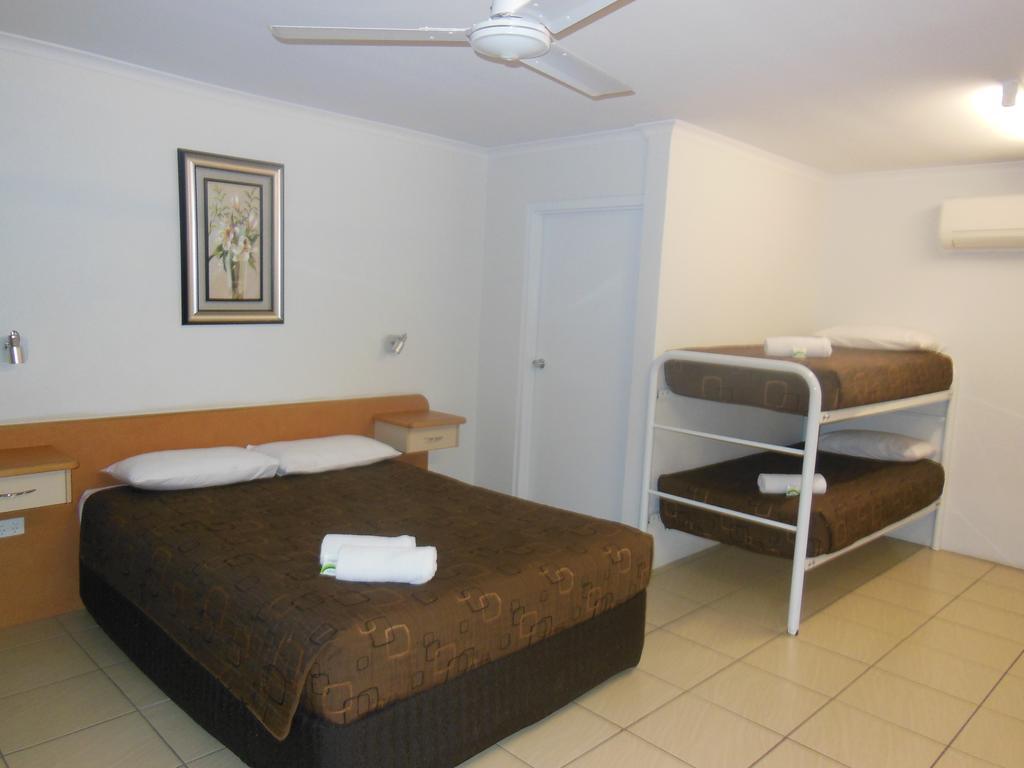 Motel Country Road 3*