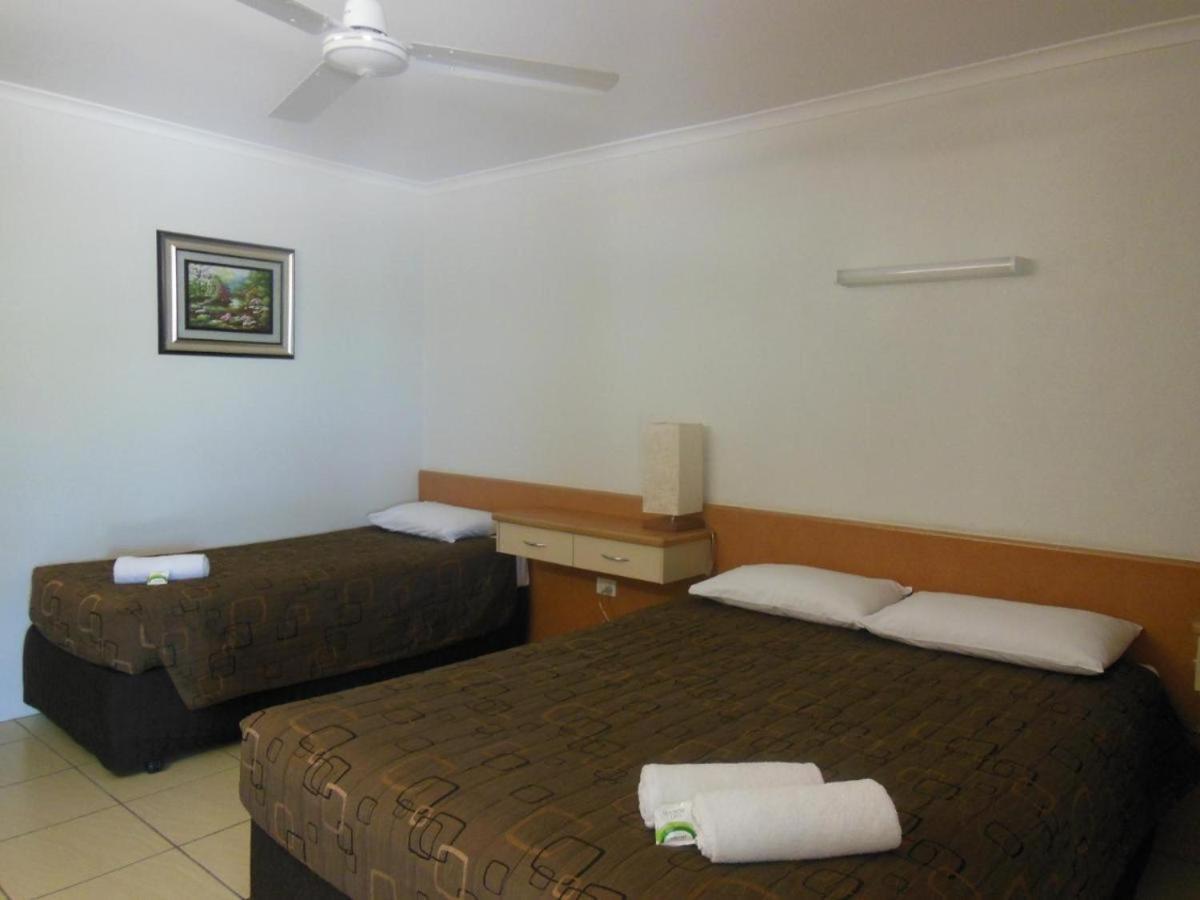 Country Road Charters Towers