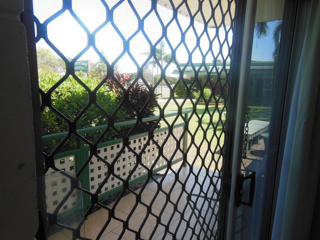 Motel Country Road Charters Towers
